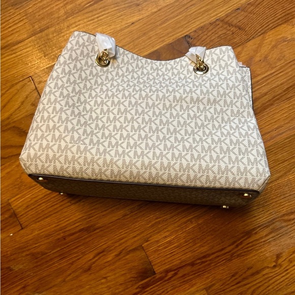 NEW- Michael Kors Teagan Large Logo Shoulder Bag - Picture 5 of 6